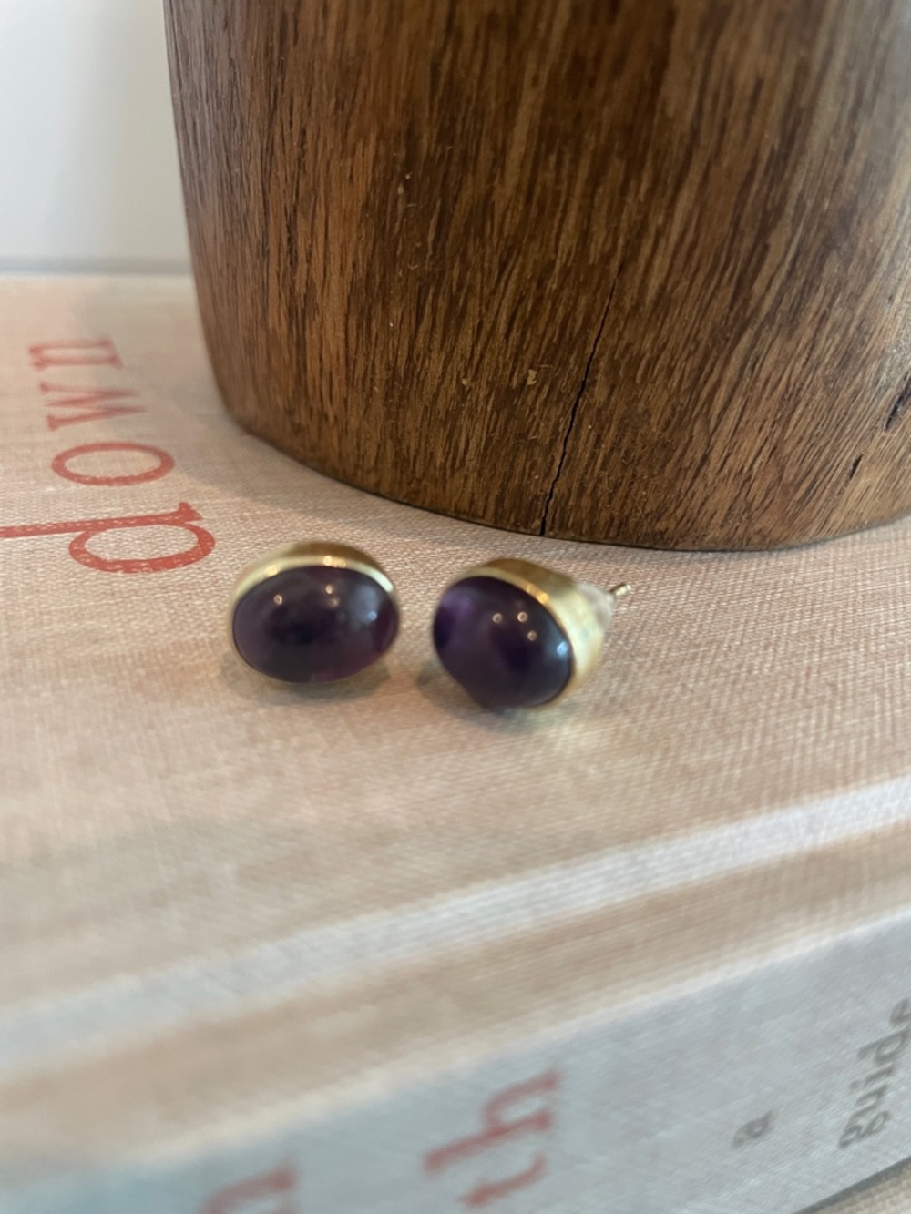 World Market Semi-Precious Amethyst Oval Stud Earrings Gold Tone Nickel Free NWT
